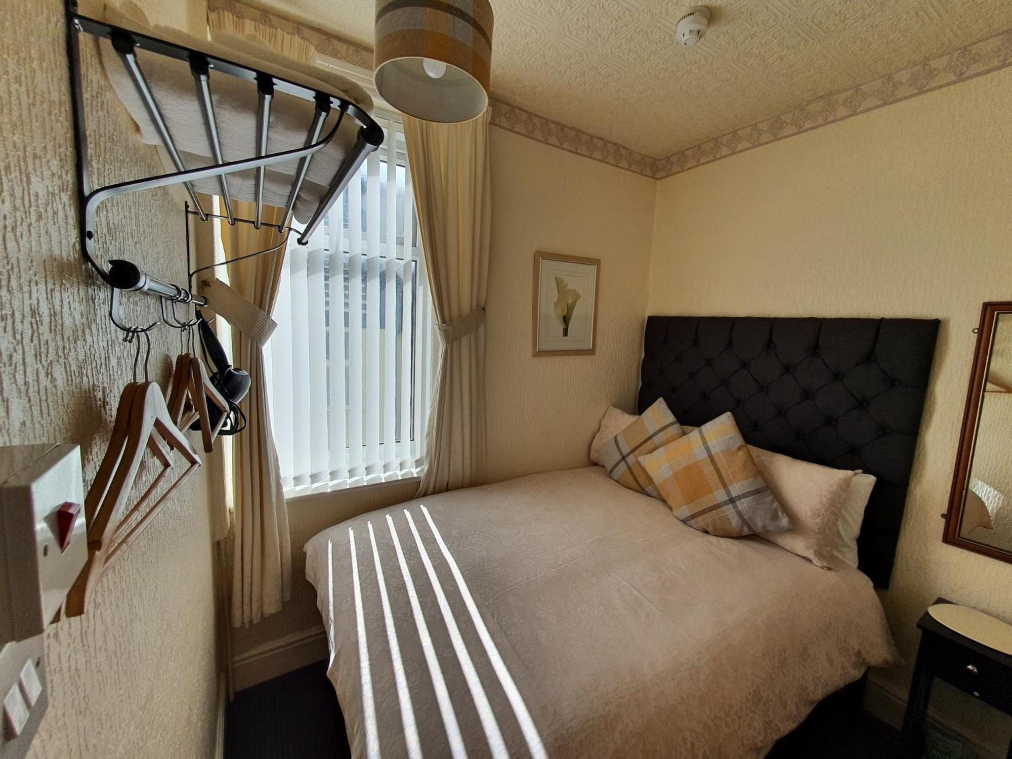 Windsor House Hotel Μπλάκπουλ Εξωτερικό φωτογραφία